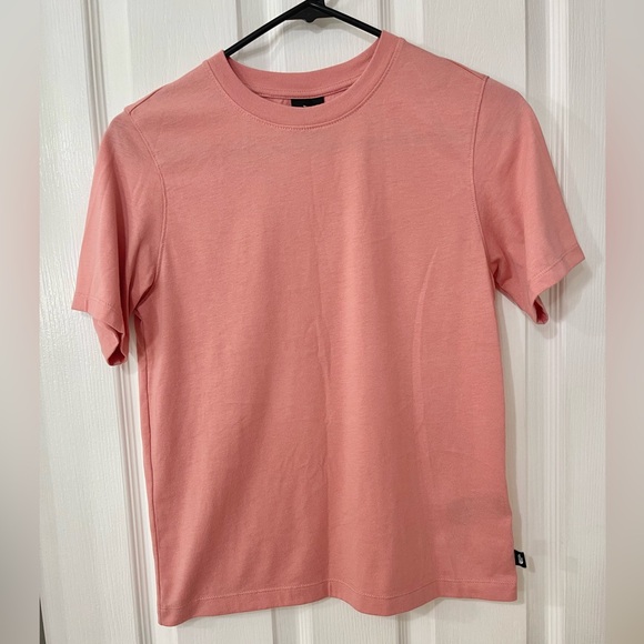 The North Face Coral Crew Neck T-Shirt - Picture 1 of 4